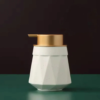 Distributeur de savon moderne