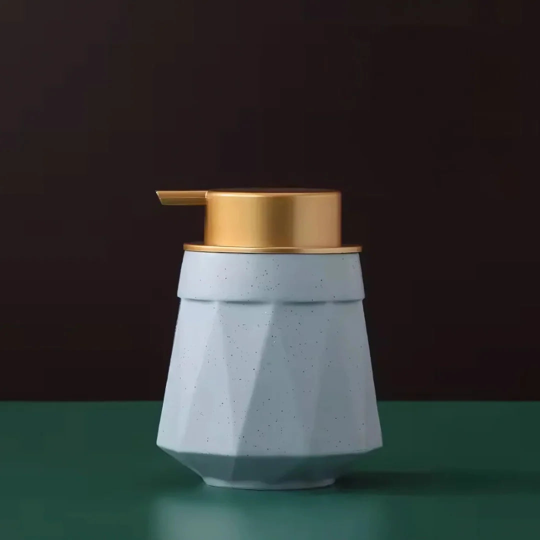 Distributeur de savon moderne