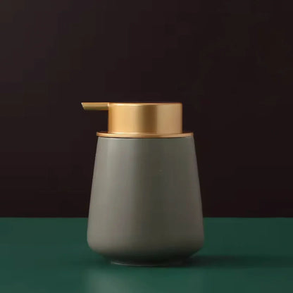 Distributeur de savon moderne